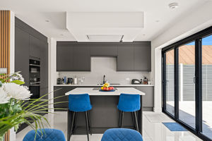 Photo 21- click for photo gallery